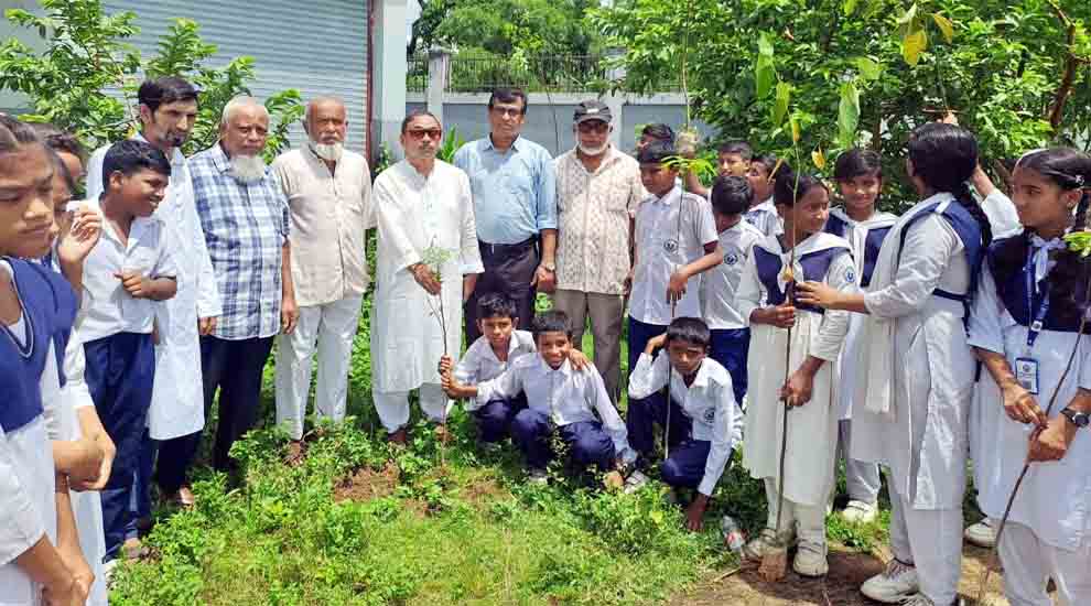 নির্বাচনের সব অঙ্গীকার বাস্তবায়নে কাজ করছেন প্রধানমন্ত্রী তারেক রহমান : মাহবুব চৌধুরী
