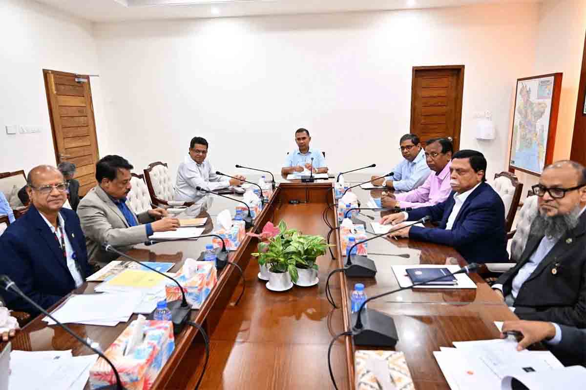 গুলশান-ধানমন্ডি-নিকেতন লেকের দূষণ রোধে সমন্বিত উদ্যোগের নির্দেশ প্রধানমন্ত্রীর