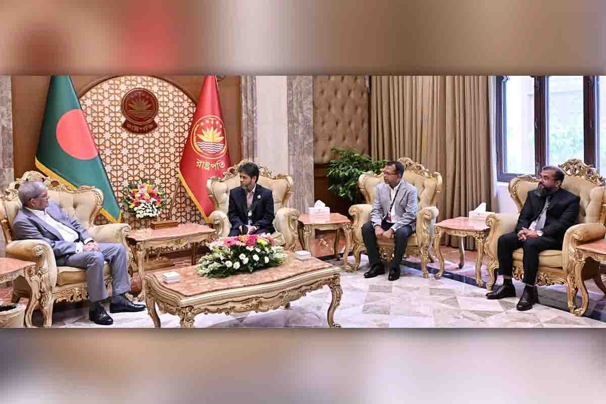 বাস্তবসম্মত ও কর্মমুখী শিক্ষায় বিশেষ জোর দেওয়ার আহ্বান রাষ্ট্রপতির