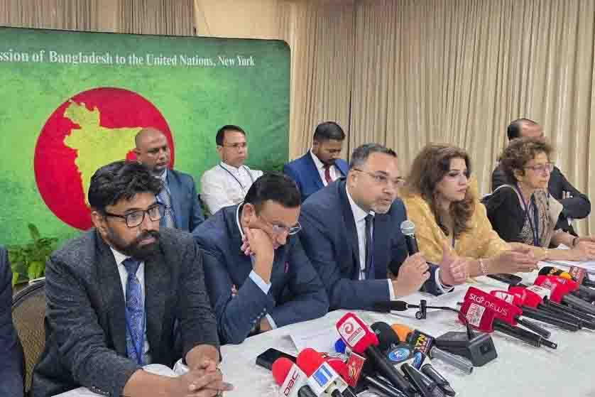 প্রথম দিনে ১০ কর্মসূচিতে প্রধানমন্ত্রীর অংশগ্রহণ