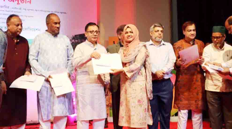 সাক্ষরতার হার ও শিক্ষার বিভিন্ন সূচকে সিলেট পিছিয়ে রয়েছে: বাণিজ্যমন্ত্রী