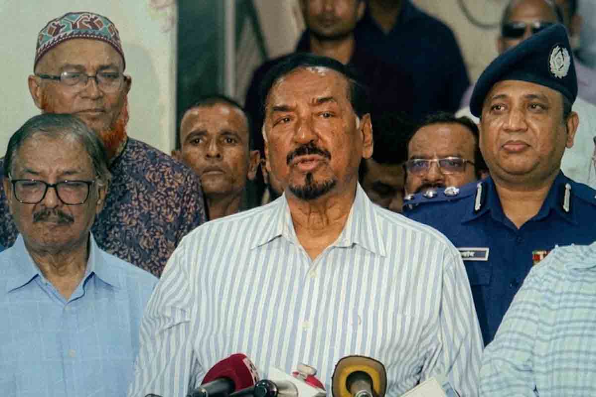 ব্রিকস সম্মেলনে প্রধানমন্ত্রীকে যথাযথ মর্যাদায় আমন্ত্রণ জানানো হয়নি: স্পিকার