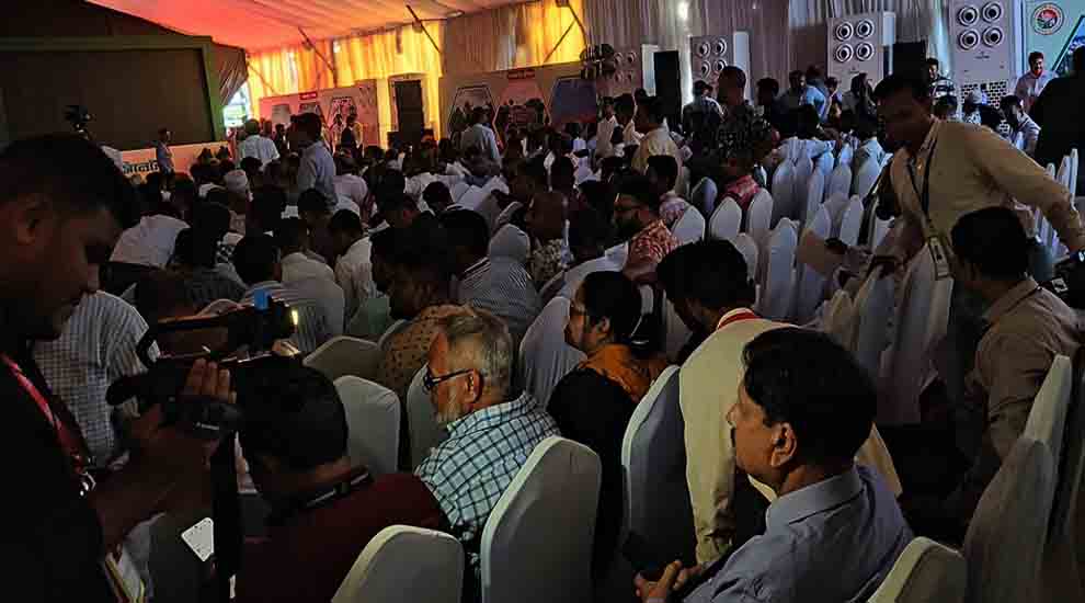 সিলেটে রাষ্ট্রপতির সংবর্ধনা অনুষ্ঠানে বিদ্যুৎ বিভ্রাট!