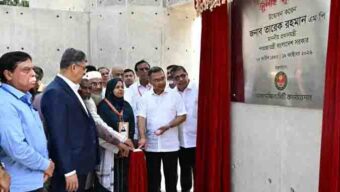 ওসমানী উদ্যানে ‘জুলাই স্মৃতিস্তম্ভ’ উদ্বোধন করলেন প্রধানমন্ত্রী