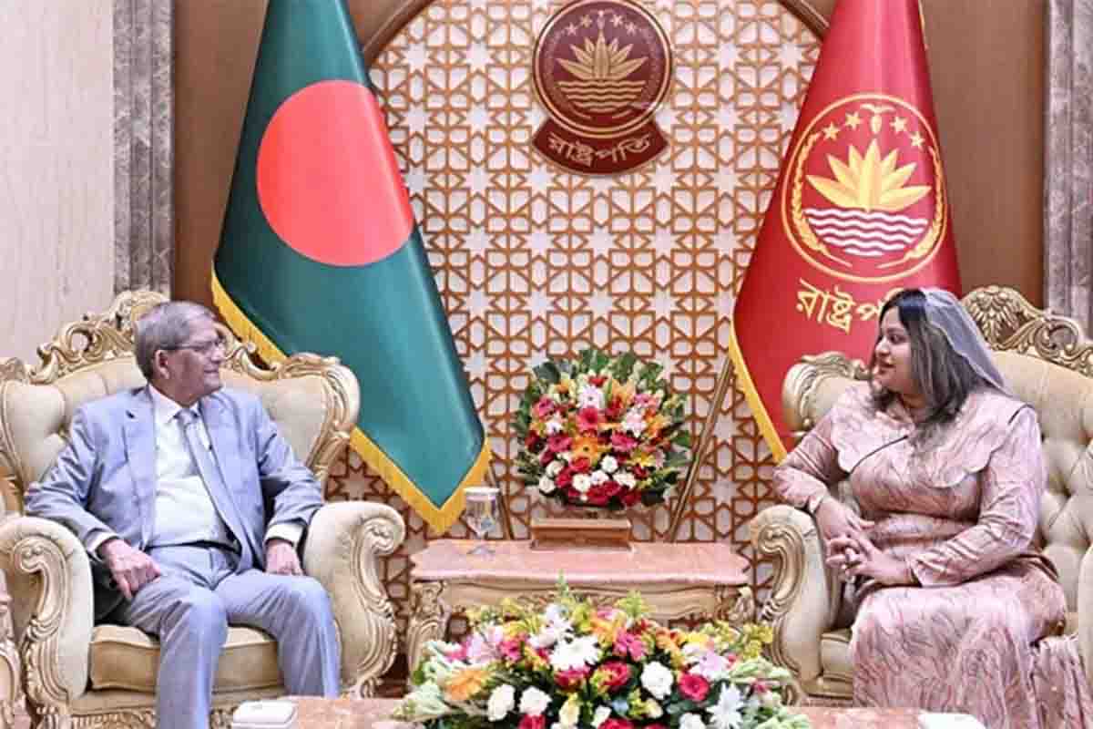বিনিয়োগসহ বিভিন্ন খাতে মালদ্বীপের সহযোগিতা সম্প্রসারণের আহ্বান রাষ্ট্রপতির