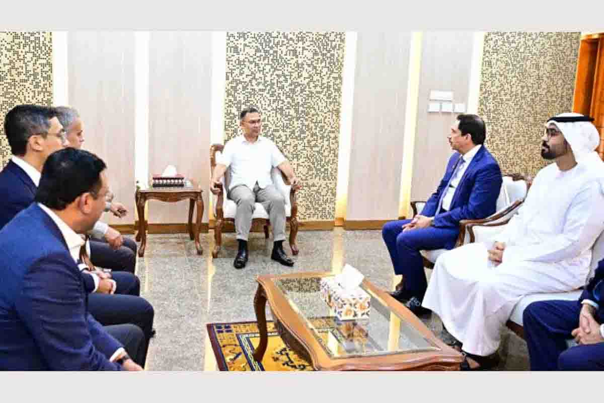 প্রধানমন্ত্রীর সঙ্গে ডিপি ওয়ার্ল্ডের চেয়ারম্যানের সাক্ষাৎ