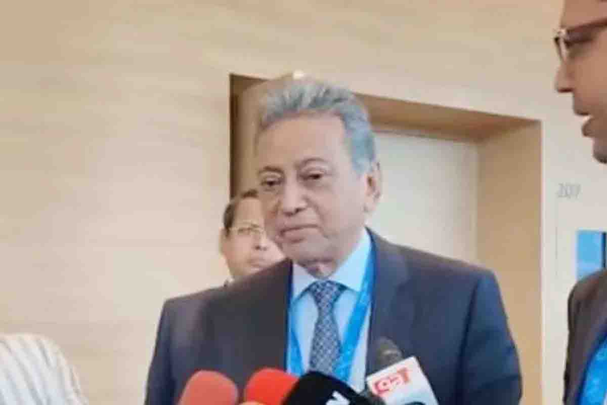 নতুন ঋণচুক্তির বিষয়ে আইএমএফের সঙ্গে আলোচনা এগিয়ে নিচ্ছে বাংলাদেশ- অর্থমন্ত্রী আমির খসরু