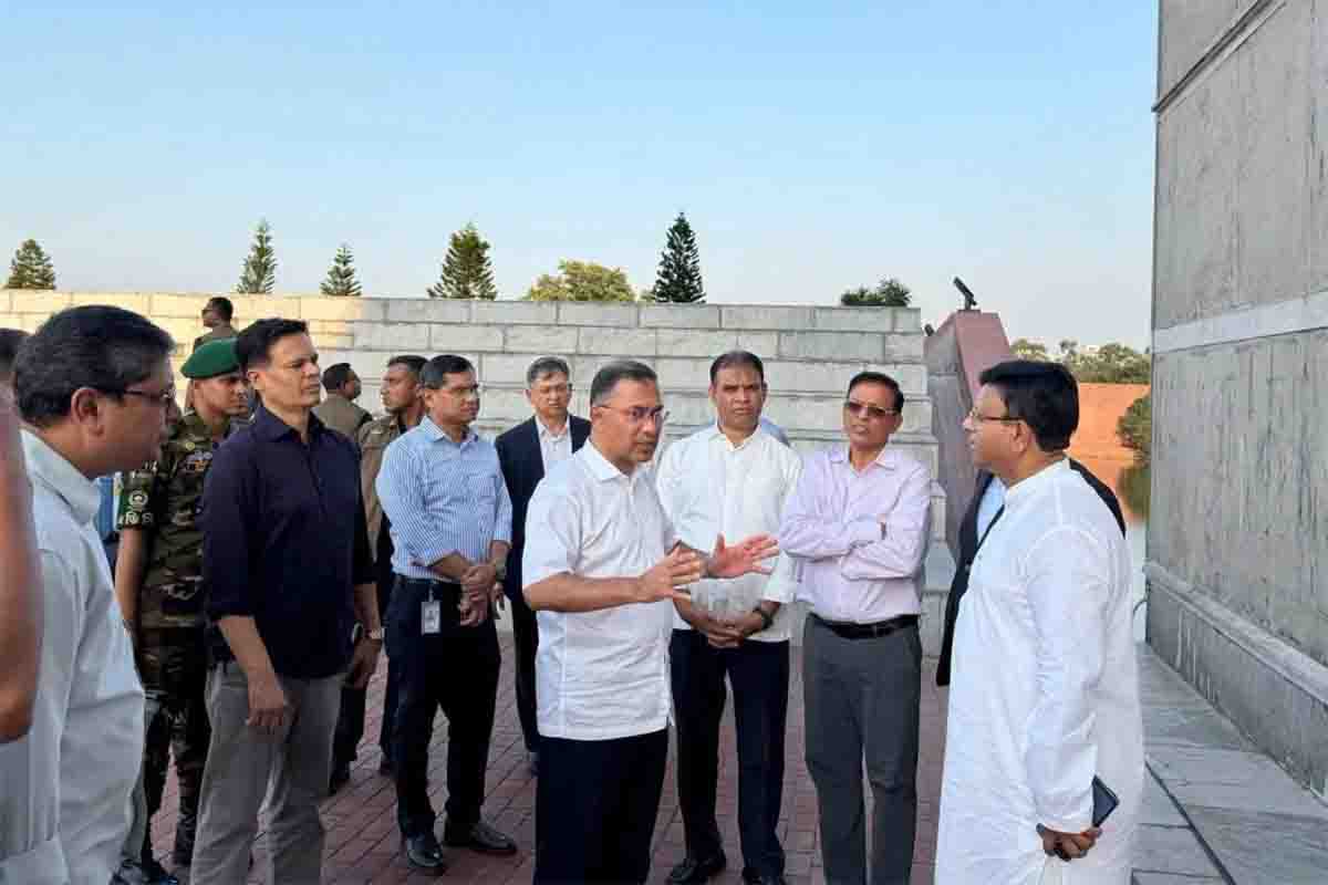 সংসদ প্রাঙ্গণ পরিদর্শন করলেন প্রধানমন্ত্রী, দিলেন যেসব নির্দেশনা