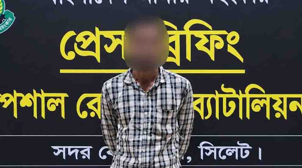 সিলেটে মা-মেয়ে নি হ তে র ঘটনায় বাসচালক গ্রে প্তা র