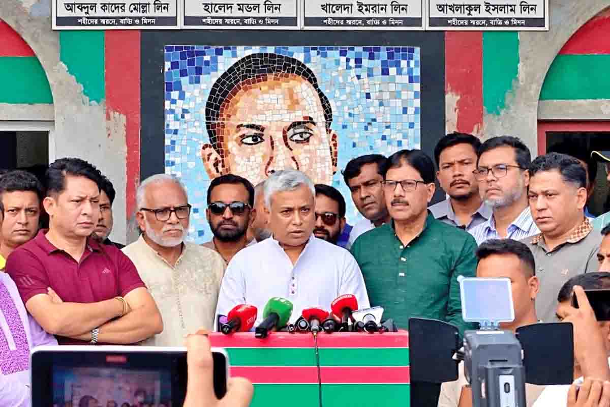 আগামী গ্রীষ্মের আগেই ৩-৪ হাজার মেগাওয়াট সৌরবিদ্যুৎ উৎপাদন: জ্বালানি প্রতিমন্ত্রী