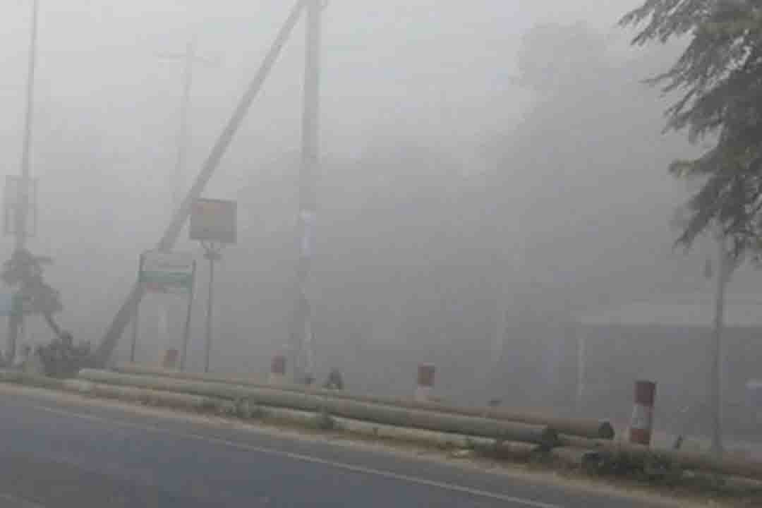 কুয়াশা পড়তে শুরু করেছে দেশের বিভিন্ন অঞ্চলে