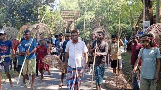 কমলগঞ্জে ধলাই নদীতে ‘পলো উৎসব’