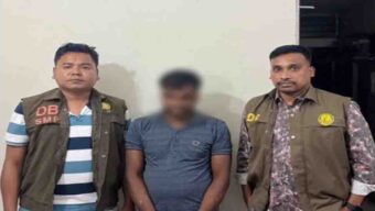 সিলেটে ডিবির হাতে আ ট ক যুবক