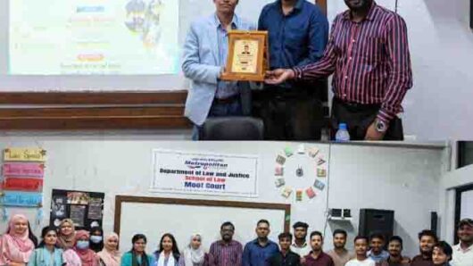 মেট্রোপলিটন ইউনিভার্সিটিতে ‘লিগ্যাল ক্যারিয়ার ইন ফাইন্যান্সিয়াল অর্গানাইজেশন’ শীর্ষক সেমিনার