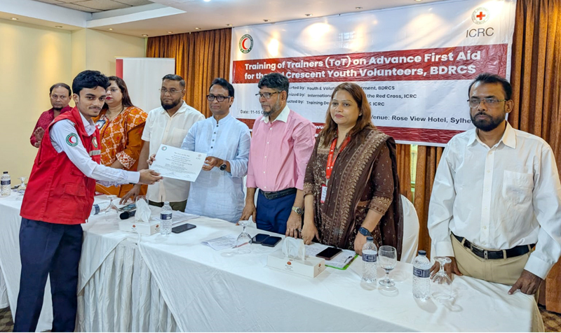 প্রতিদানের আশা না করে মানুষের পাশে দাঁড়ানোর প্রস্তুতিই সবচেয়ে বড় পাওয়া: ব্যারিষ্টার এম. এ. সালাম